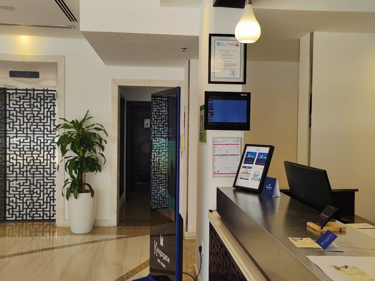 Kingsgate Hotel Abu Dhabi by Millennium photo 6