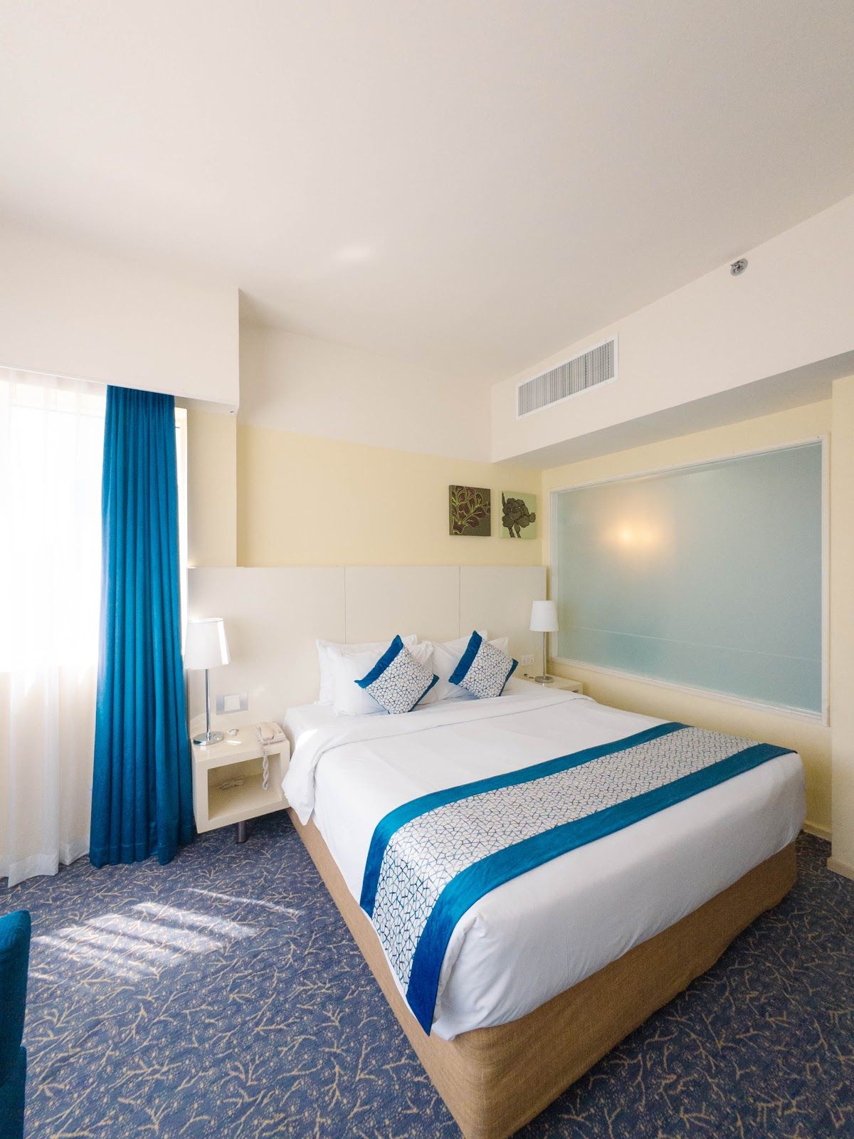Kingsgate Hotel Abu Dhabi by Millennium photo 2