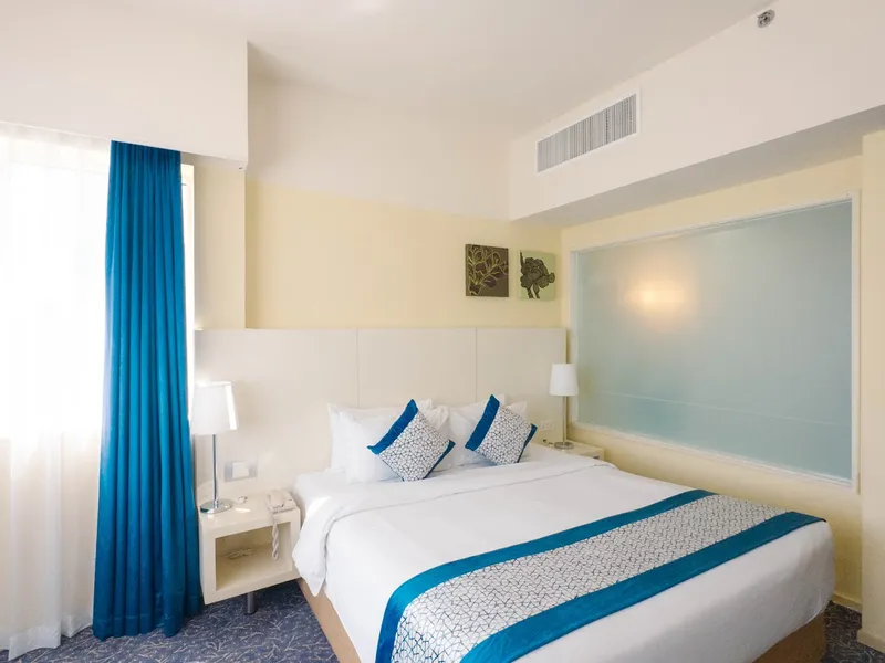 Kingsgate Hotel Abu Dhabi by Millennium photo 2
