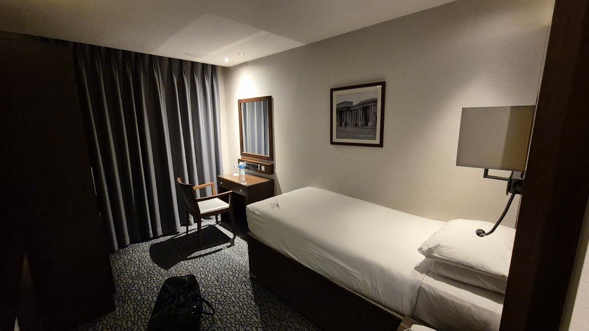 Park Grand Heathrow photo 2