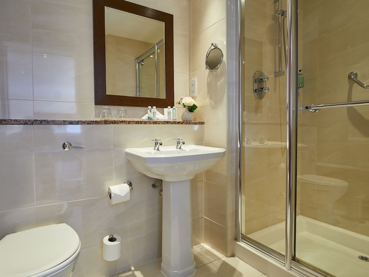 Macdonald Hotels & Resorts Drumossie Hotel photo 3