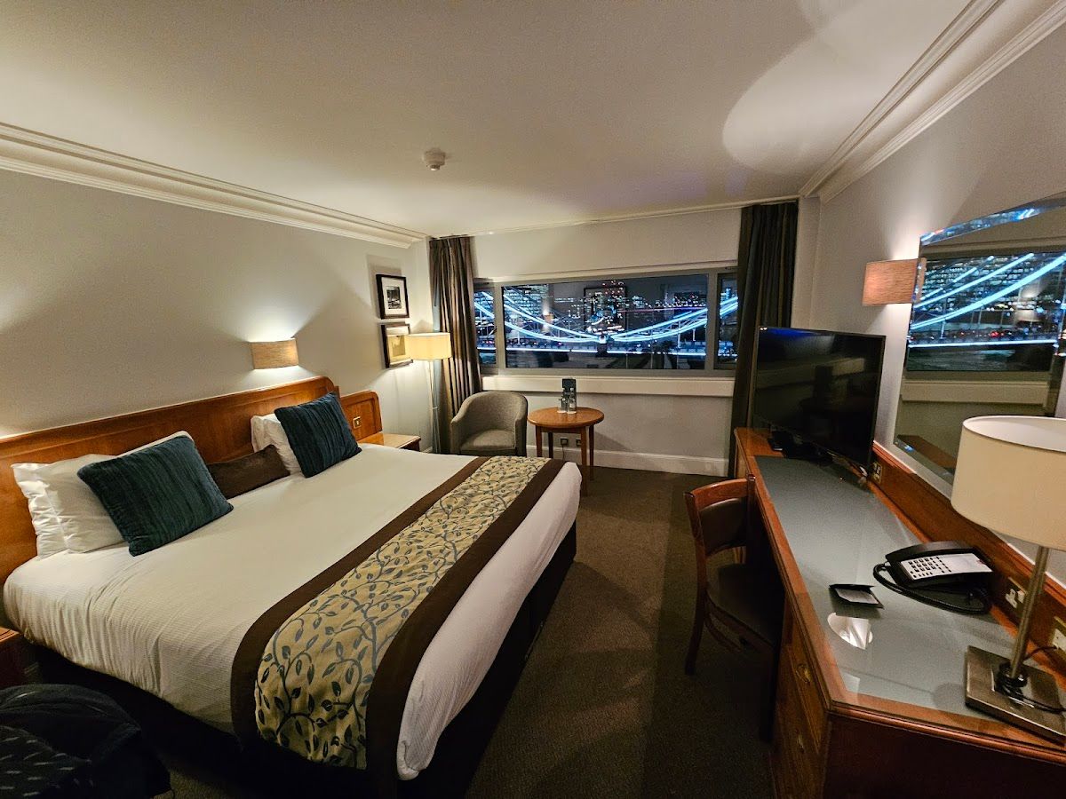 Guoman Tower Hotel photo 2