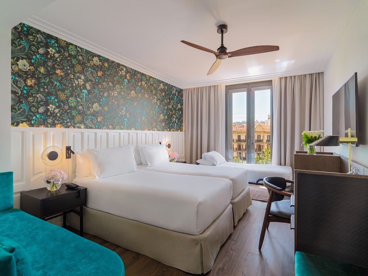 H10 Casanova Hotel photo 2
