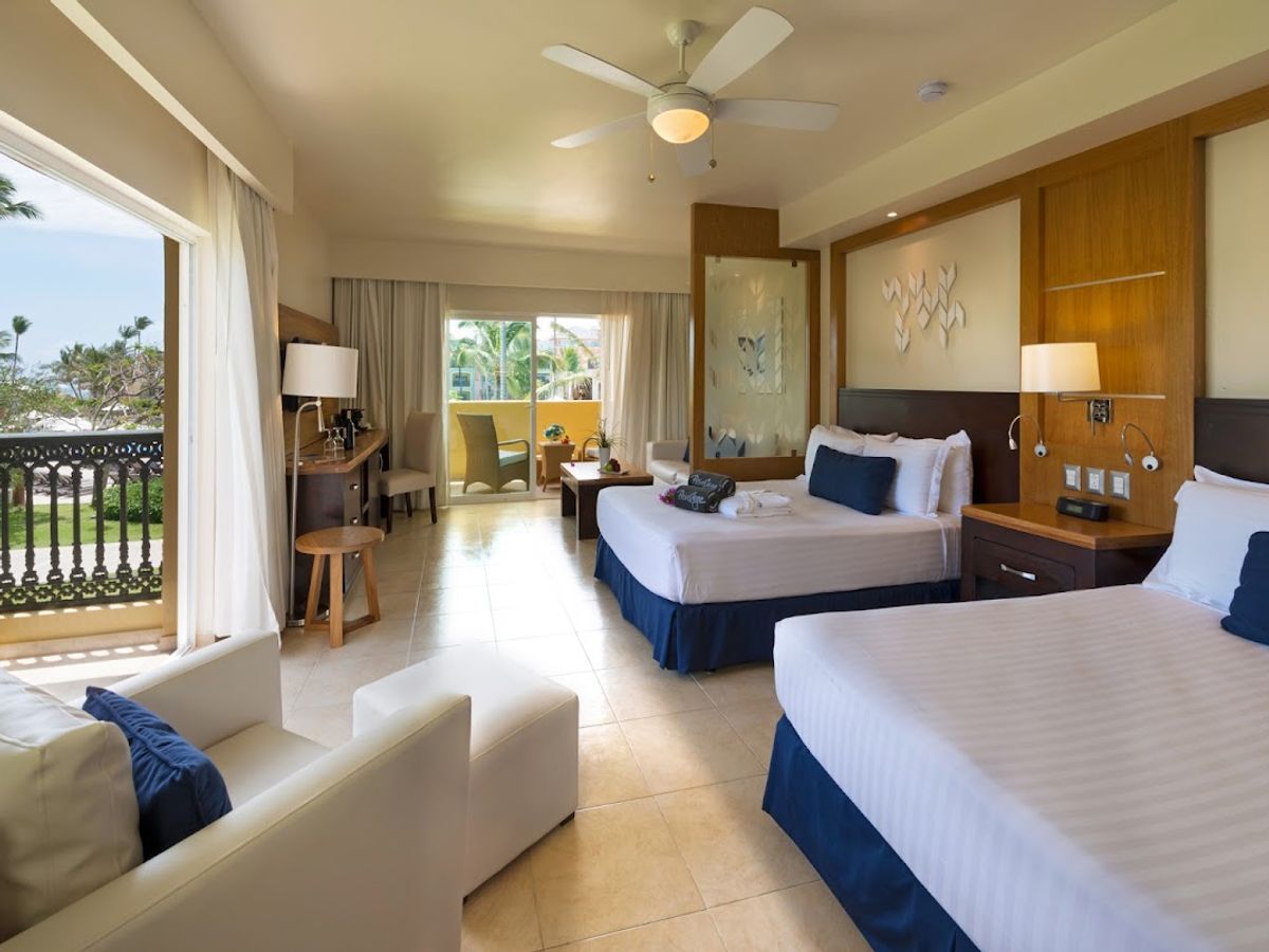 Ocean Blue & Sand Hotel photo 2