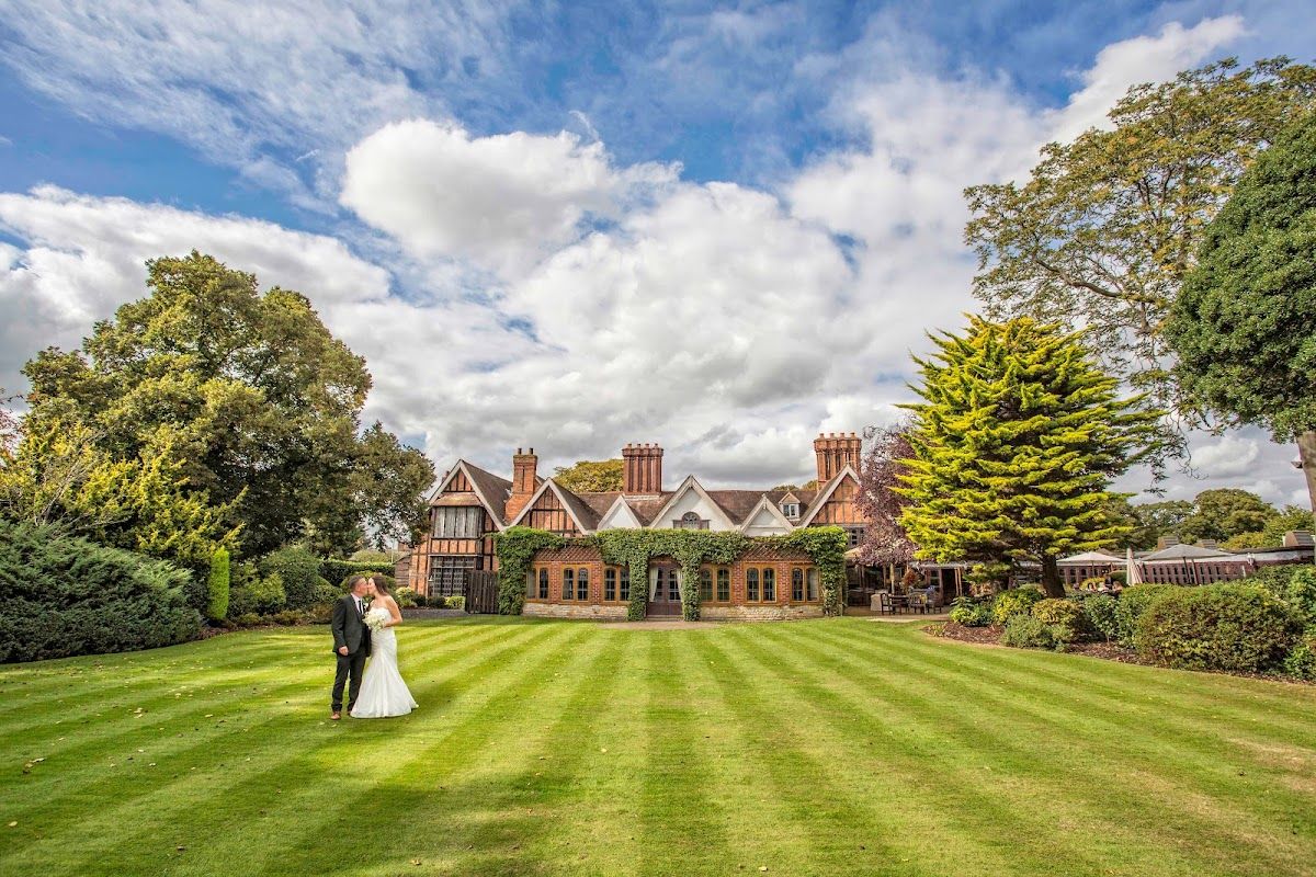 Alveston Manor
