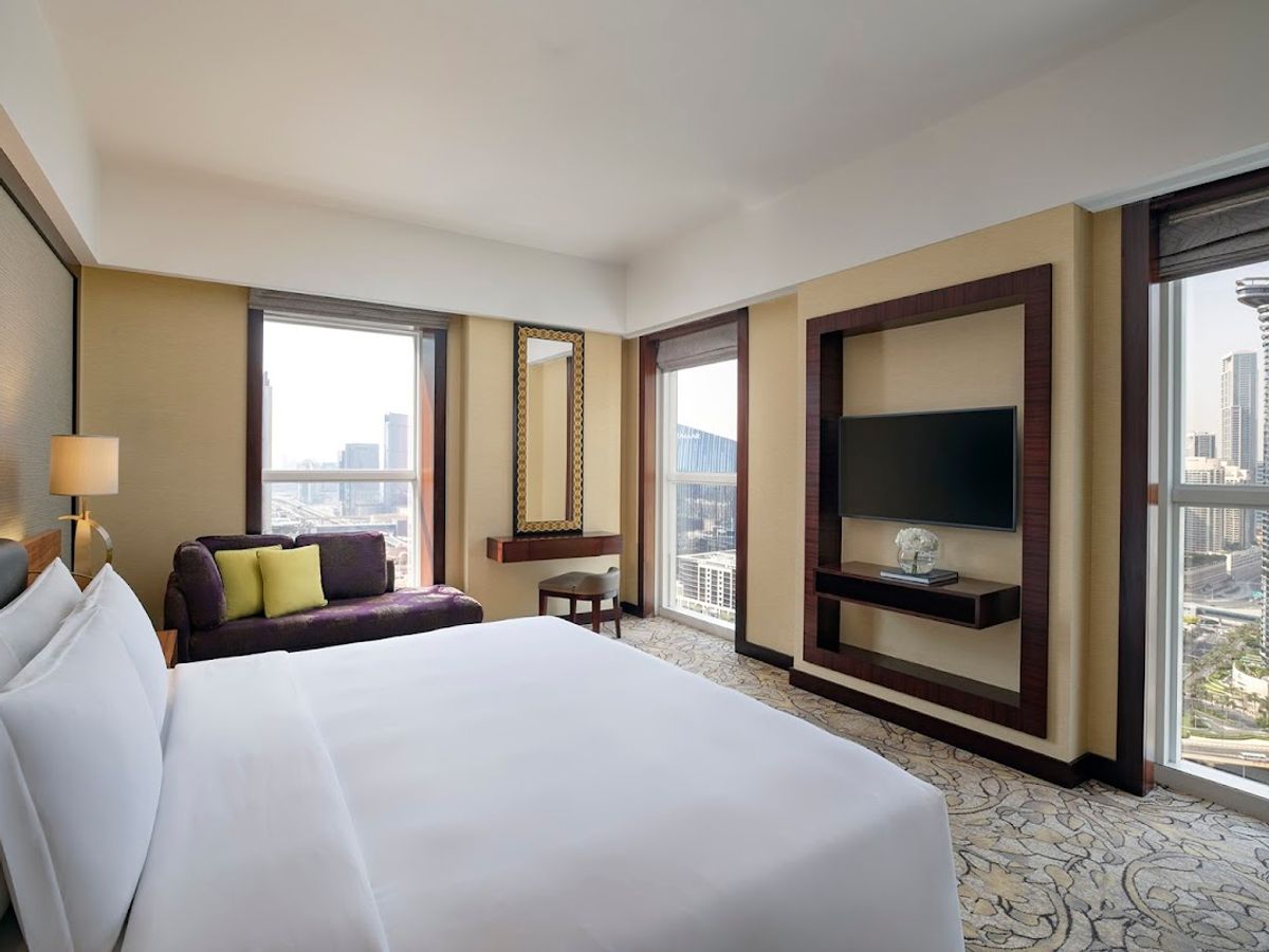 Dusit Thani Dubai photo 2