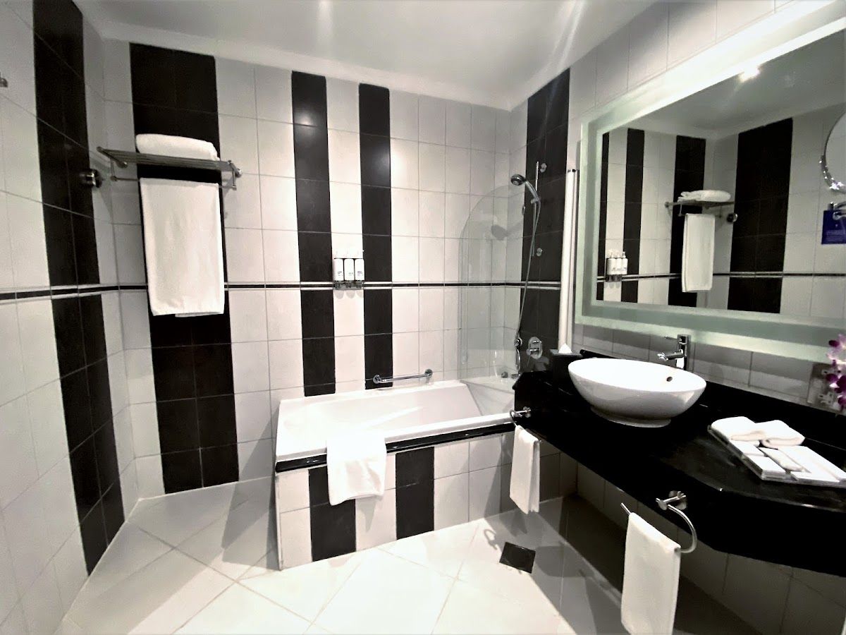 Millennium Central Doha Hotel photo 5