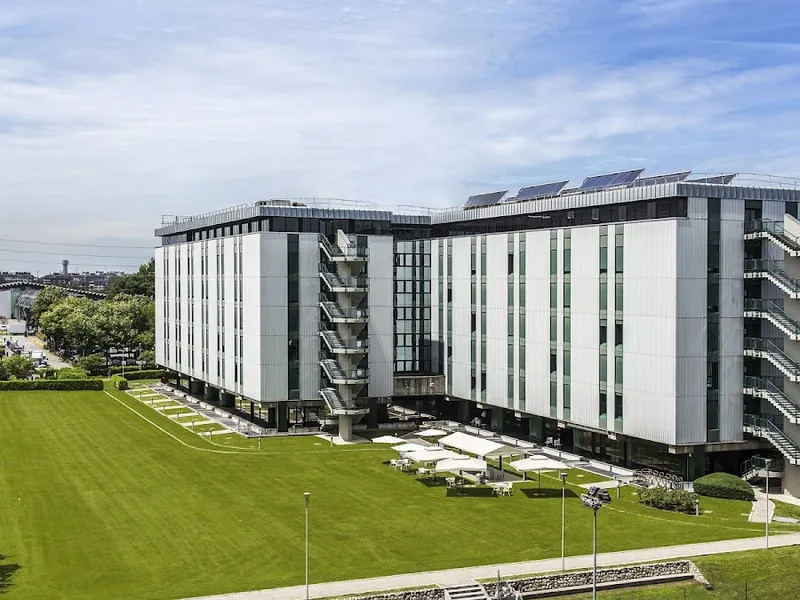 NH Milano Congress Centre photo 1