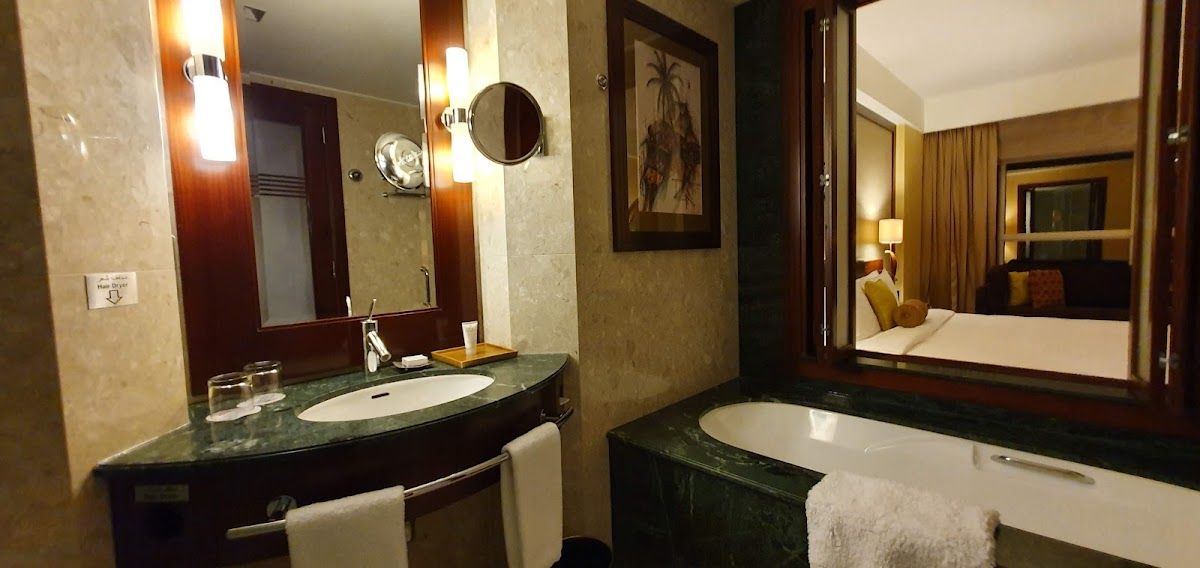 Dusit Thani Dubai photo 4