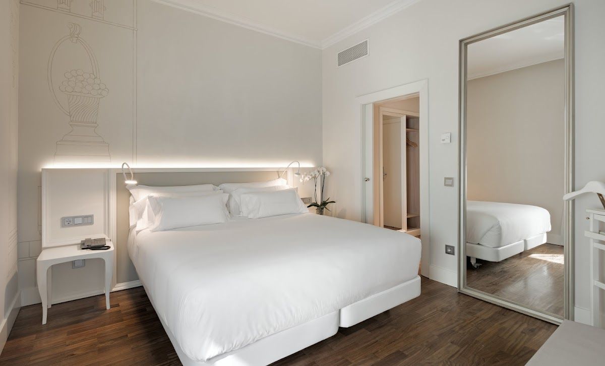 NH Collection Madrid Abascal photo 2