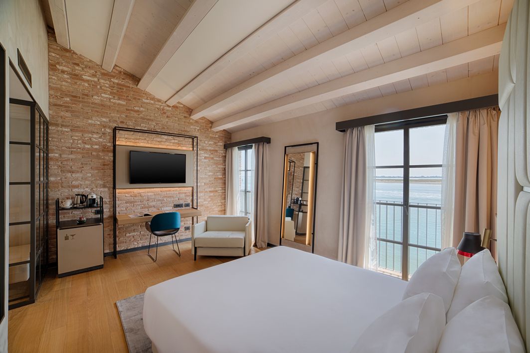 NH Collection Venezia Murano Villa photo 2
