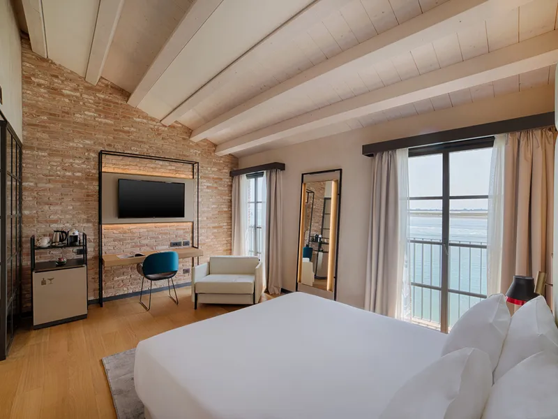 NH Collection Venezia Murano Villa photo 2