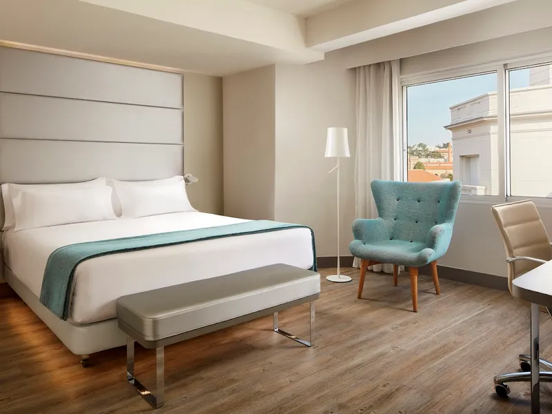 NH Madrid Zurbano photo 2