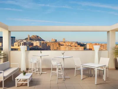 Endless Summer — Up to 25% Off + €150 Resort Credit