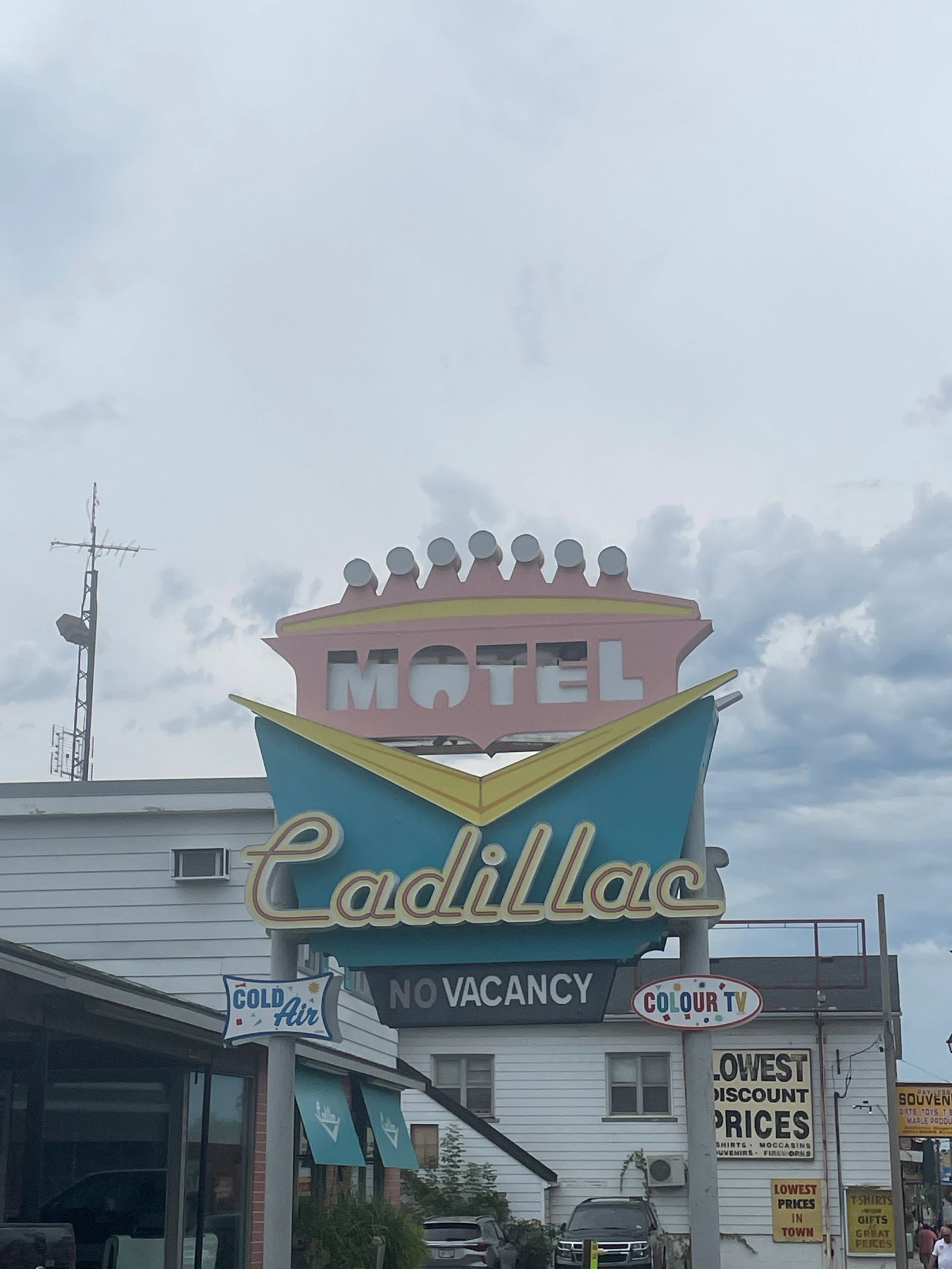 Motel Cadillac