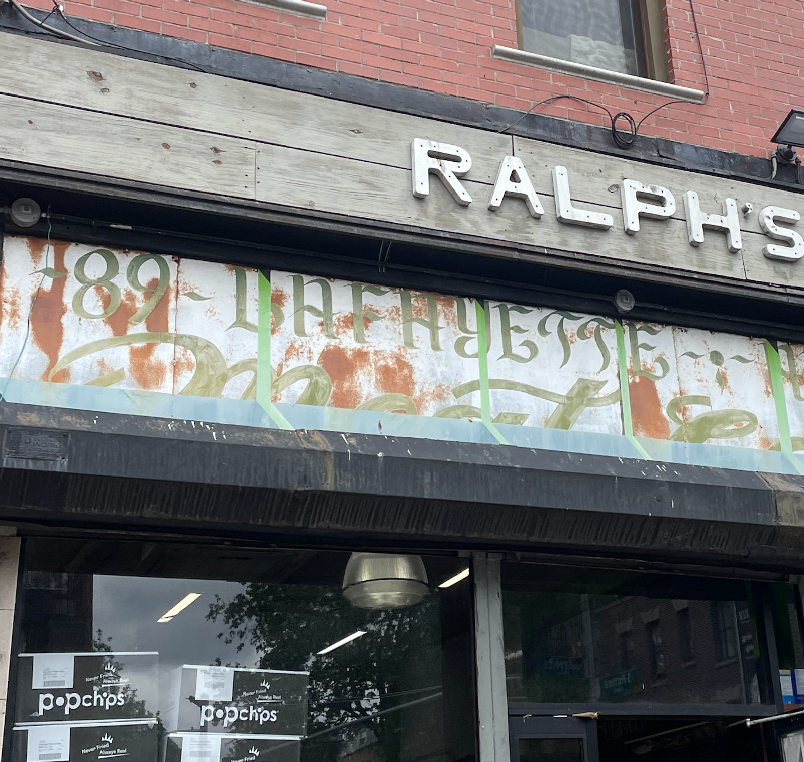 89 Lafayette Avenue