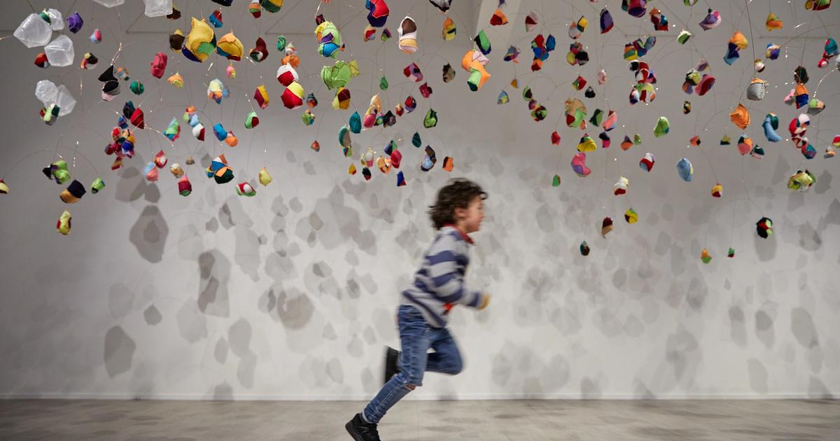 Rose Riley Artist Mary-Rose Riley: Look Left | Murray Art Museum Albury (MAMA)