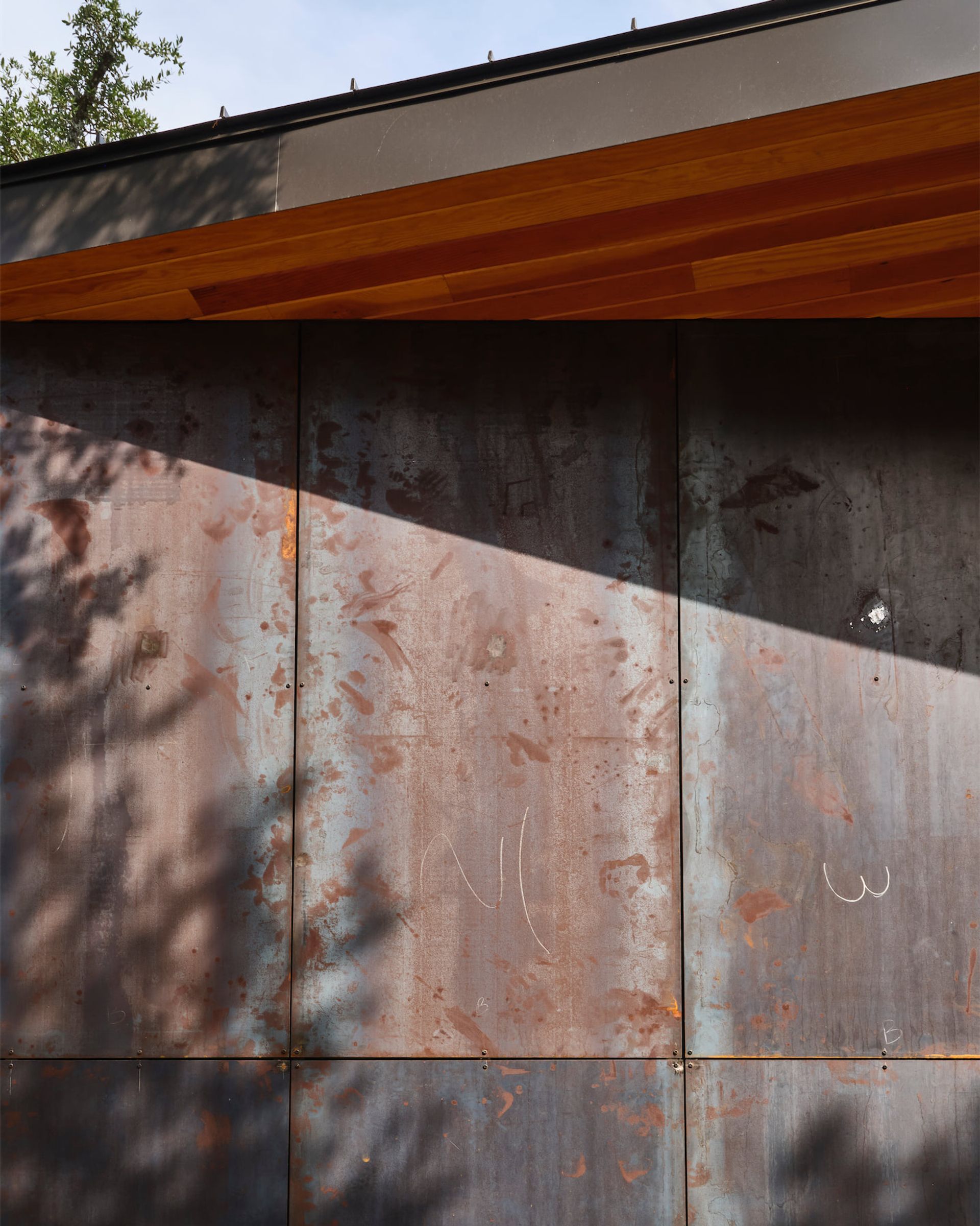 Artist's Studio - image 4 of 12