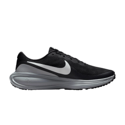 Nike Revolution 8