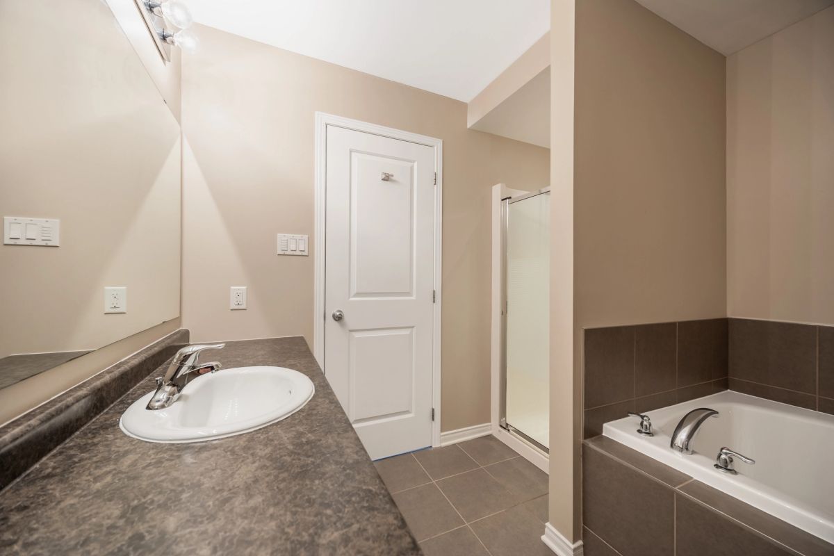 578 Pepperville Crescent