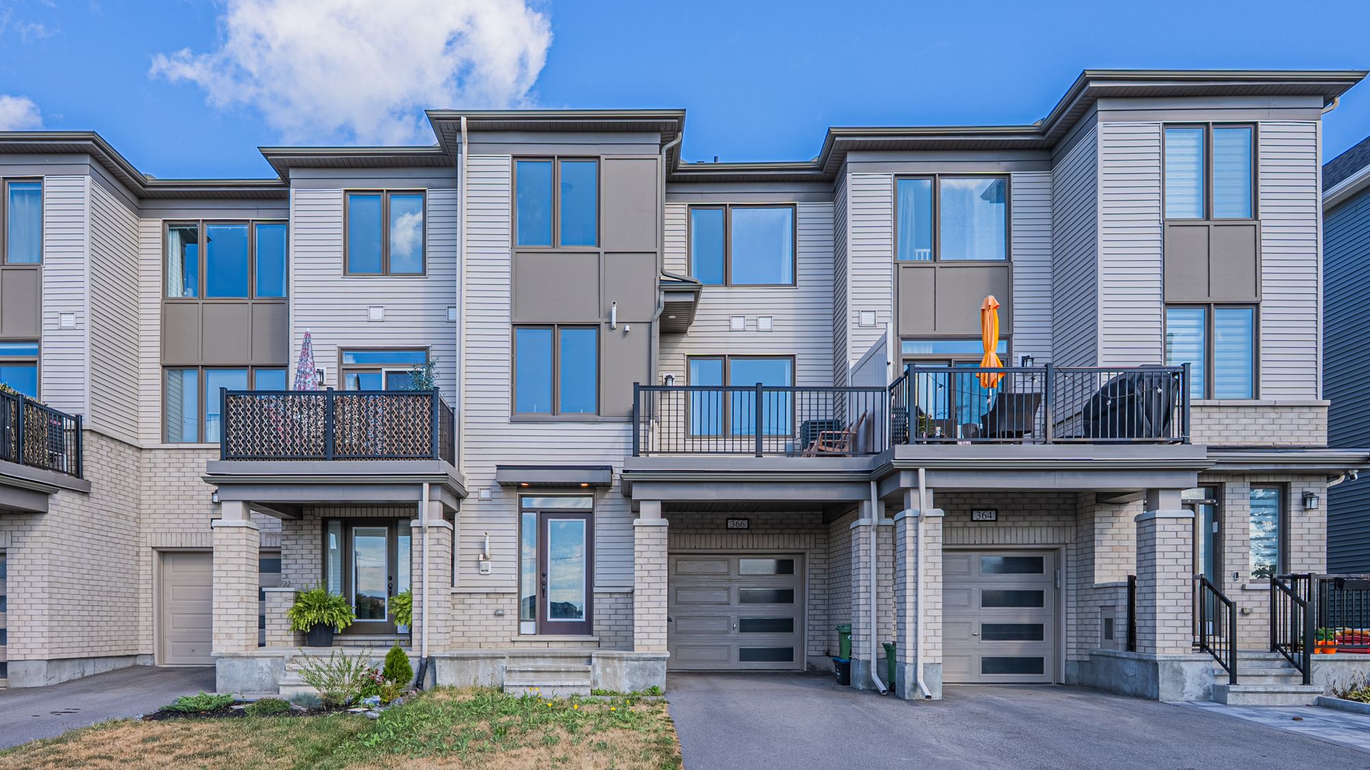 366 Aphelion Crescent
