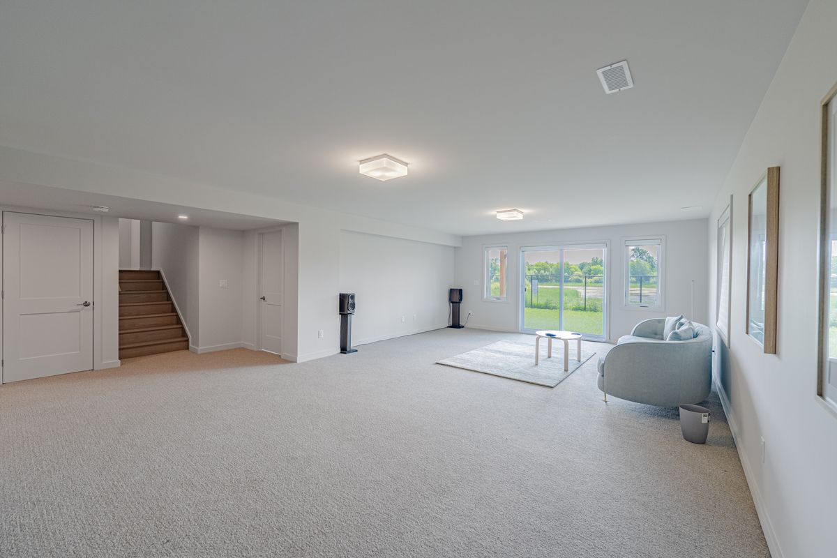 314 Shuttleworth Dr