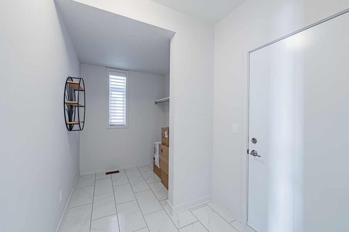 314 Shuttleworth Dr