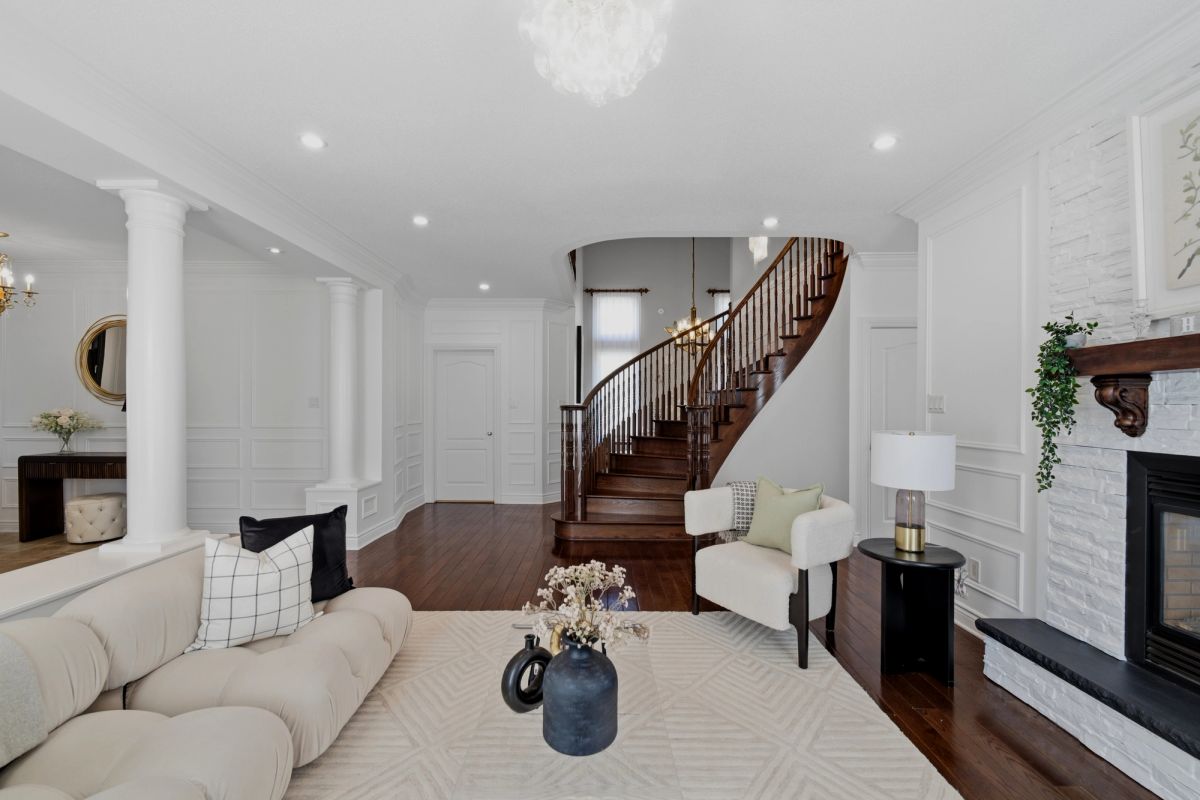 233 Marjan Crescent
