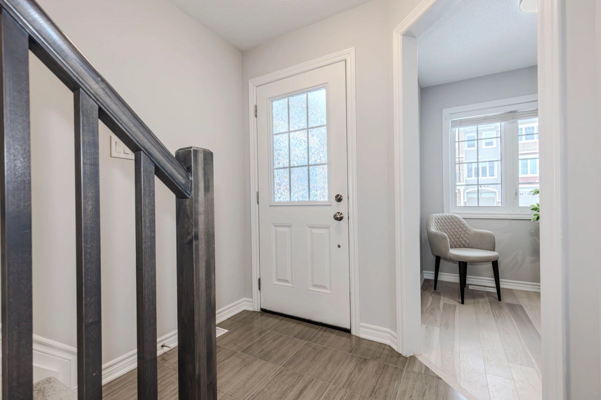 272 Brassy Minnow Crescent