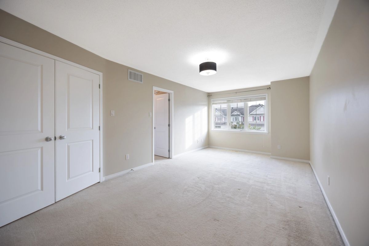 578 Pepperville Crescent