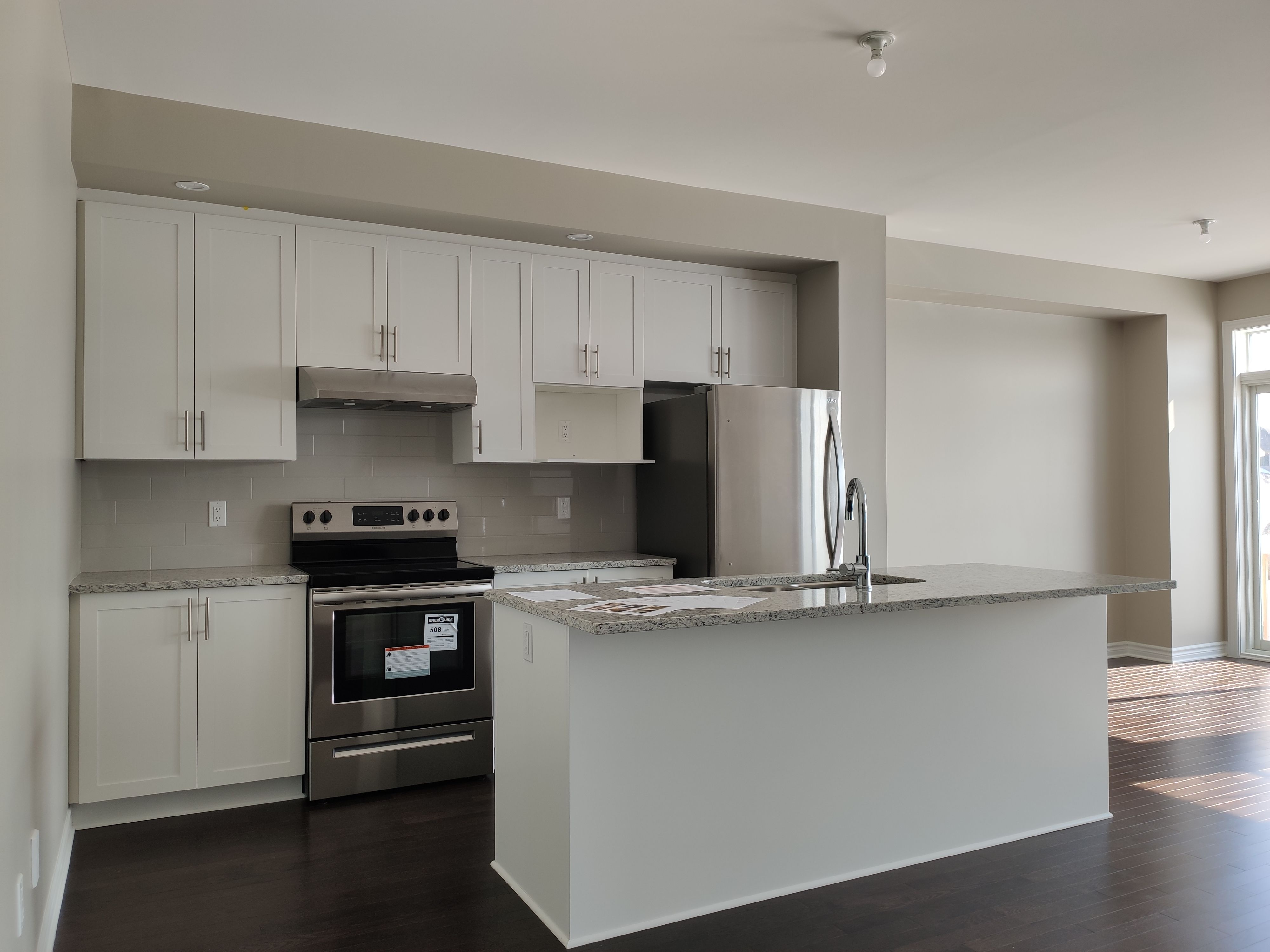 818 Clapham Terrace