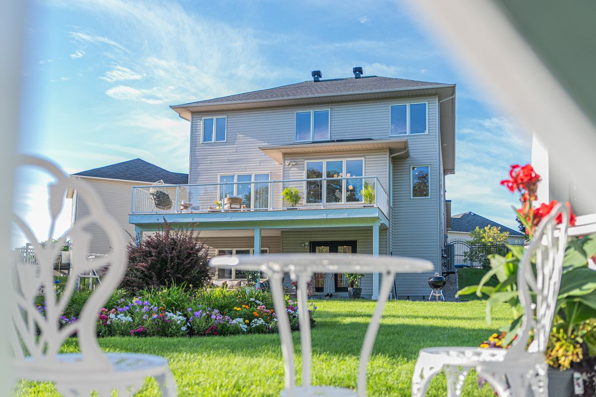 233 Marjan Crescent