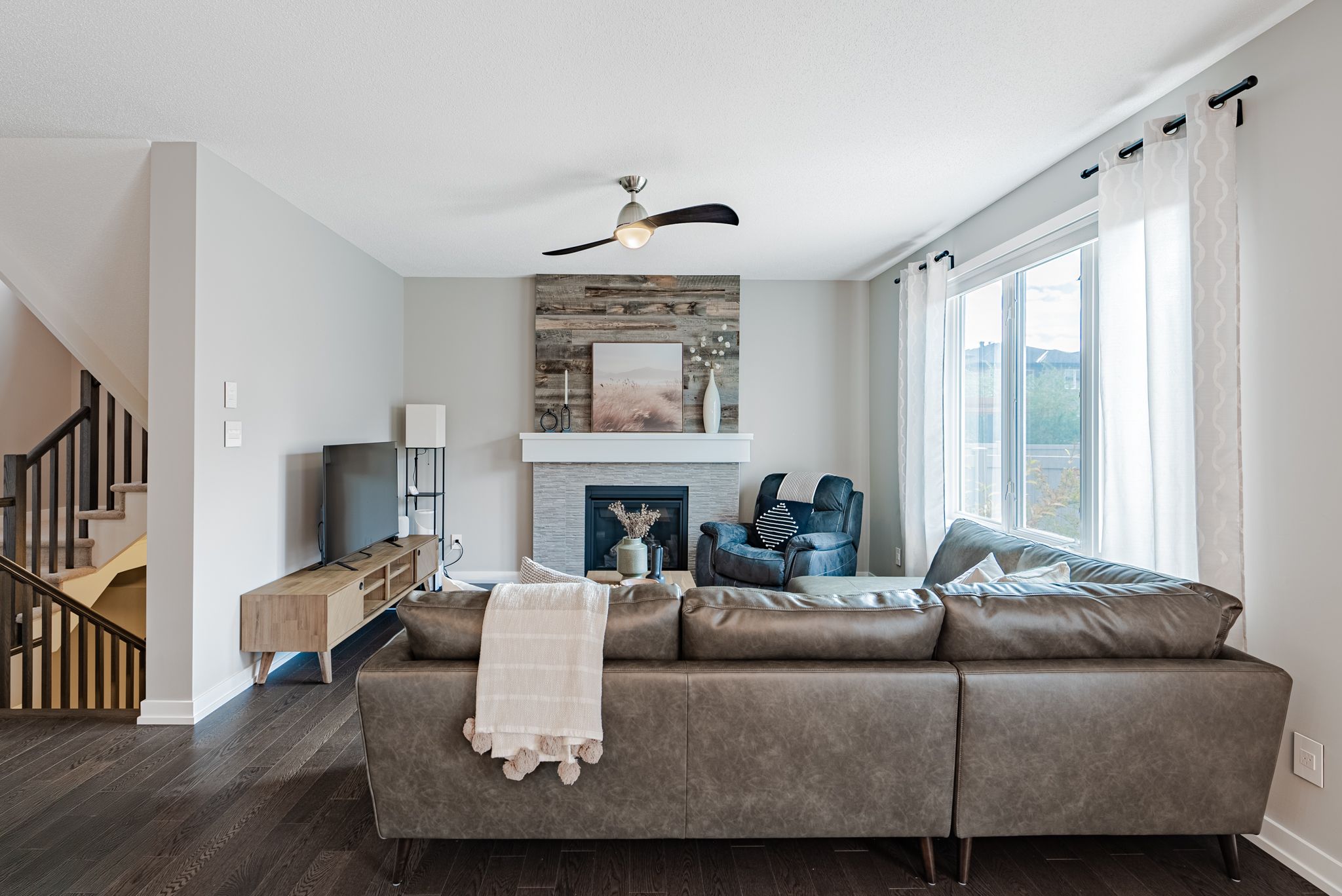 399 Andalusian Crescent