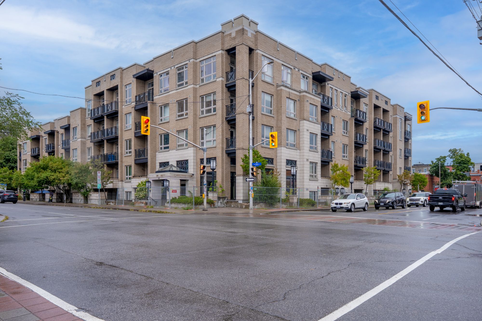 429 Kent Street – Unit 210