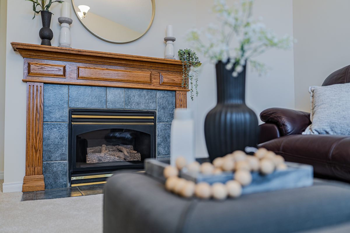 12 Angus Dr