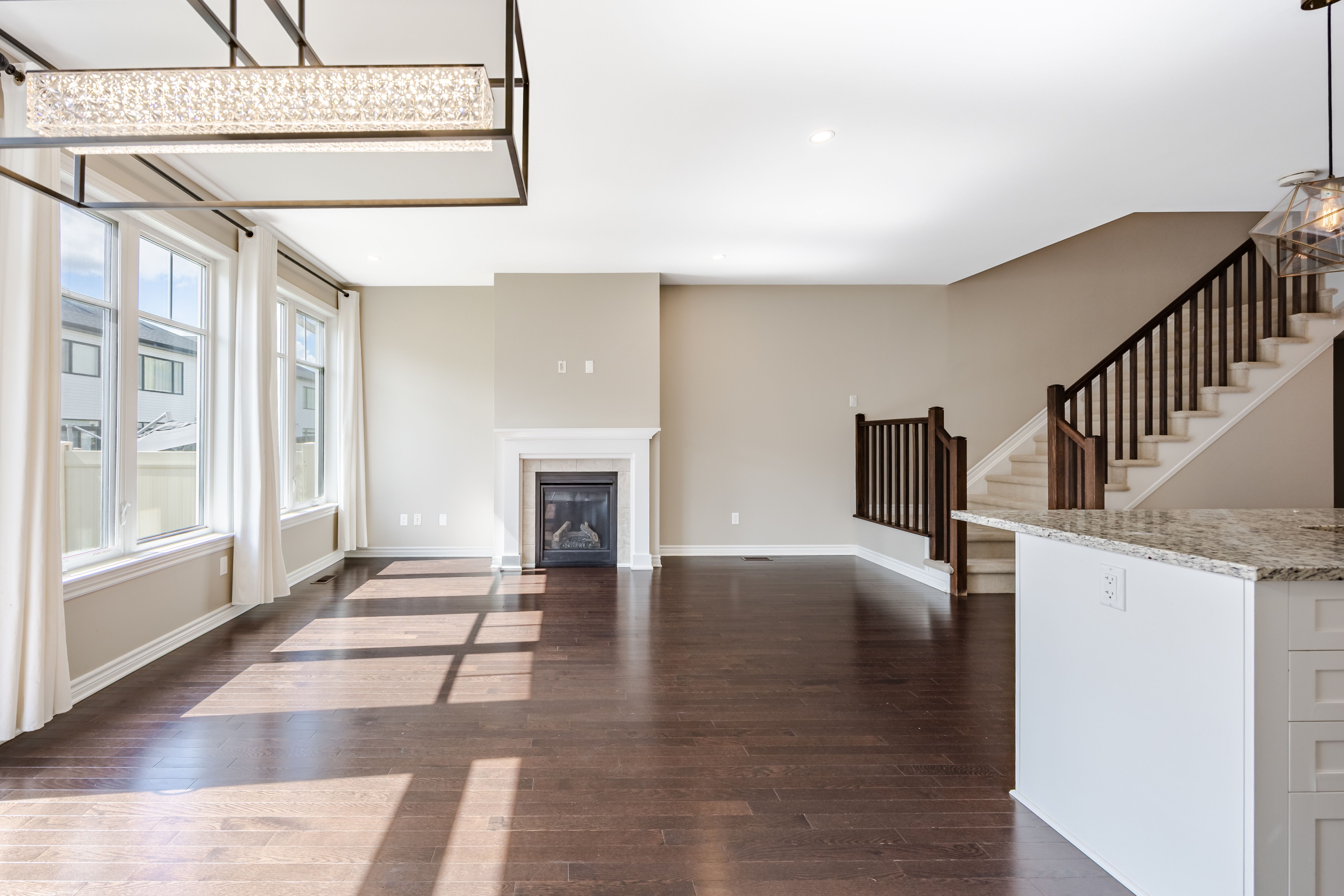 818 Clapham Terrace