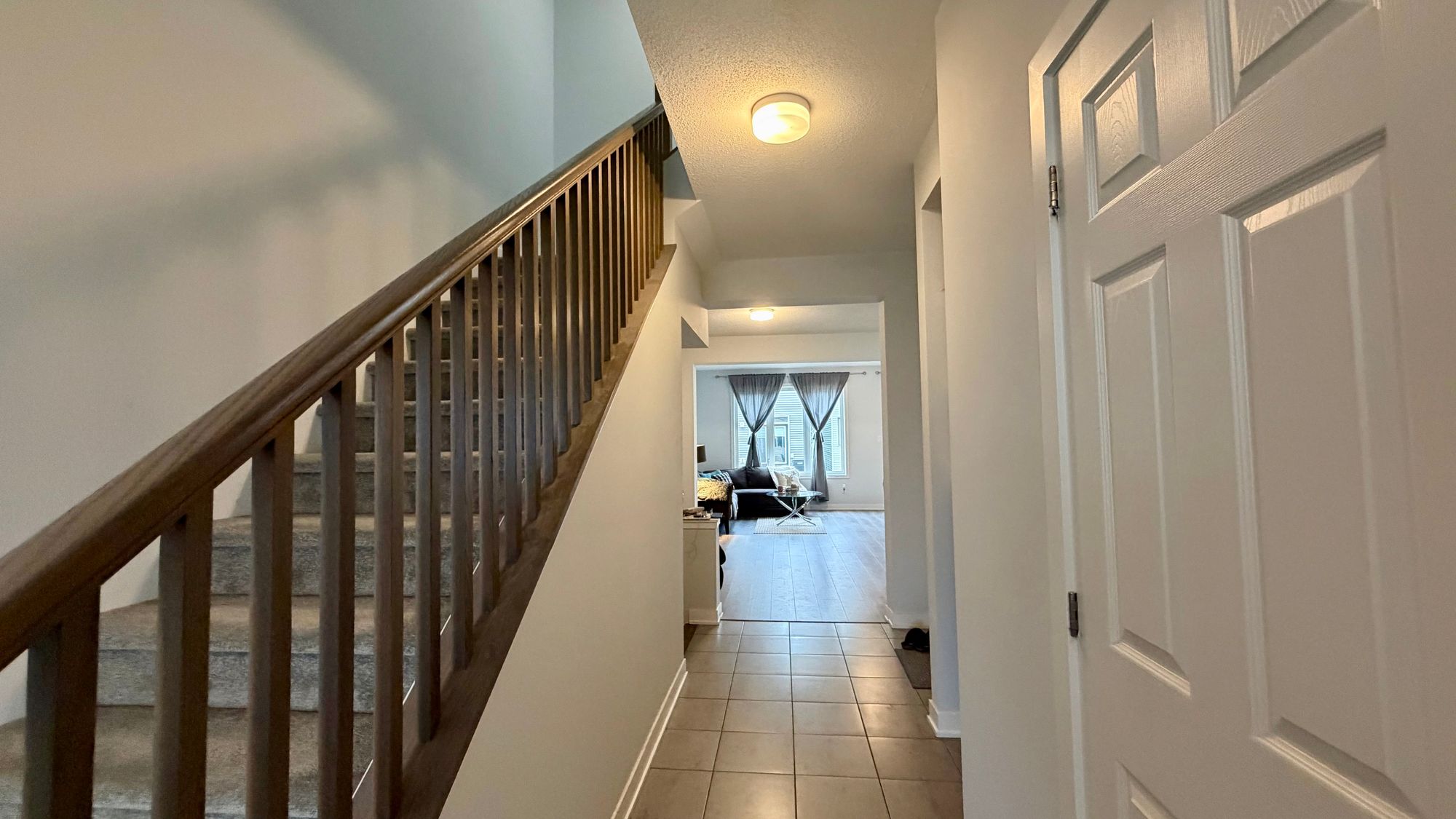 216 Billrian Crescent