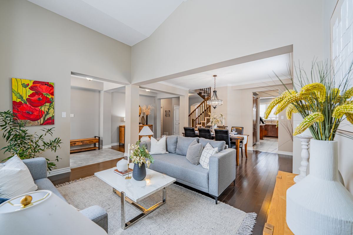 107 Panisset Avenue