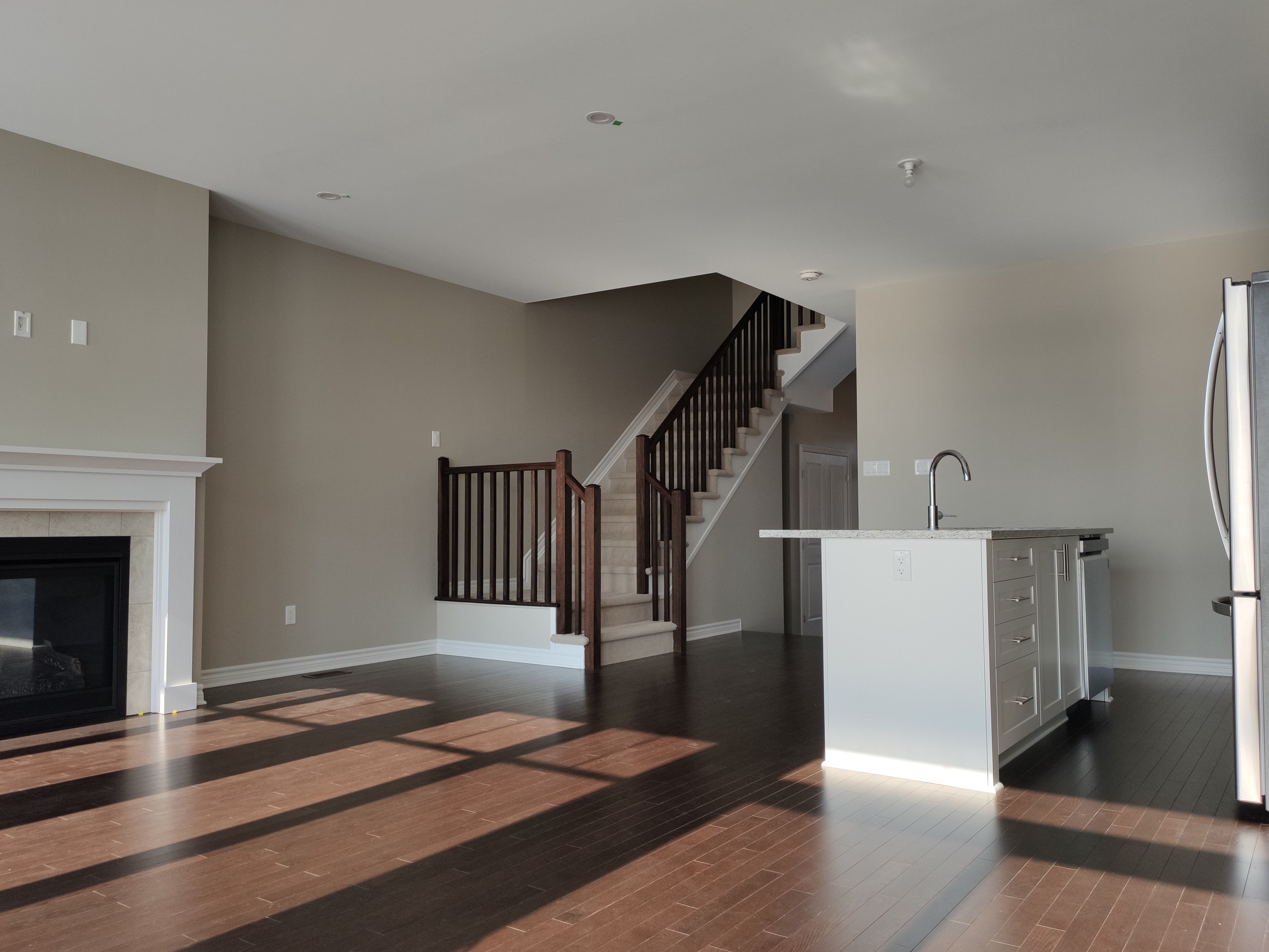 818 Clapham Terrace