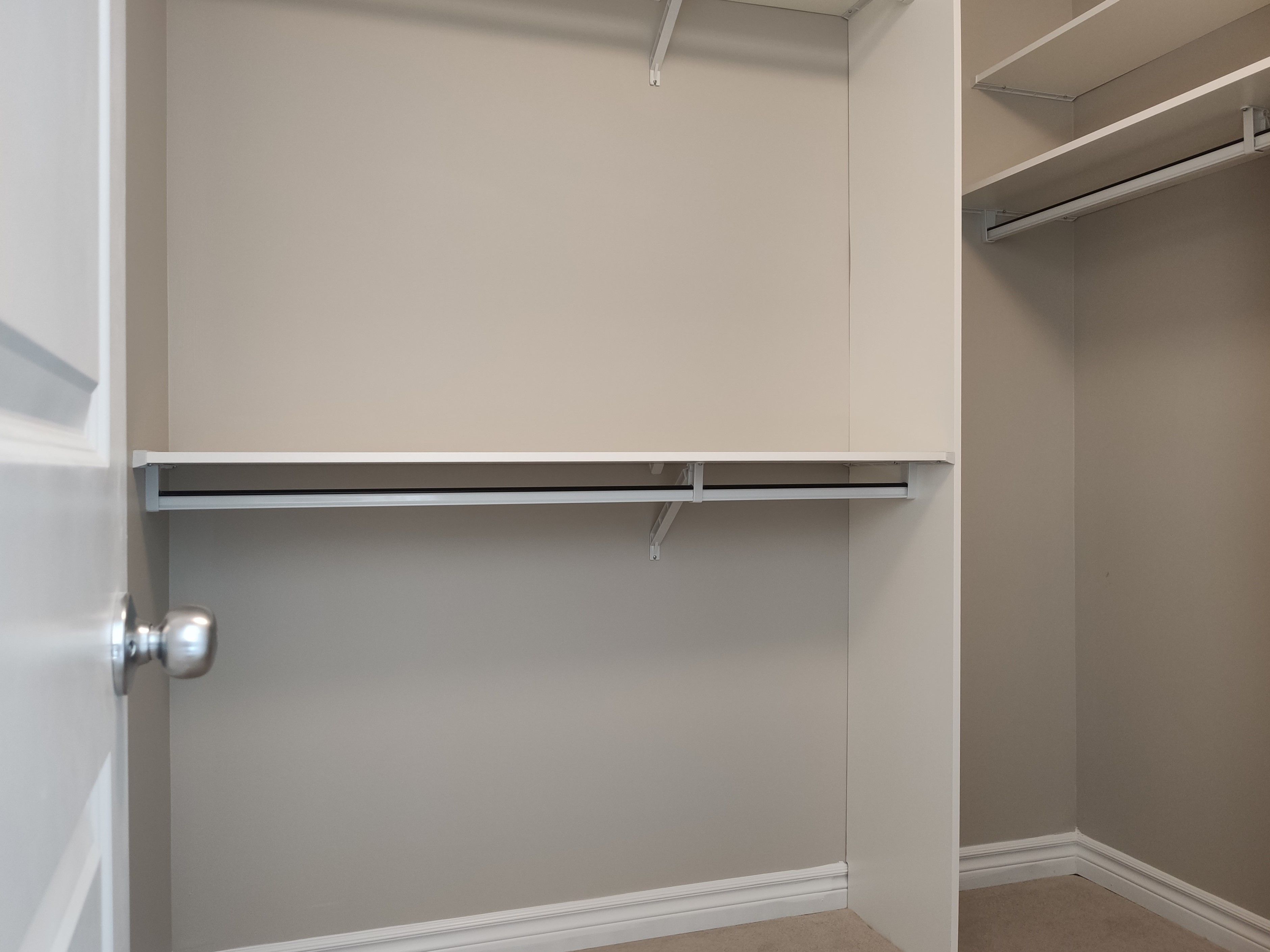 818 Clapham Terrace