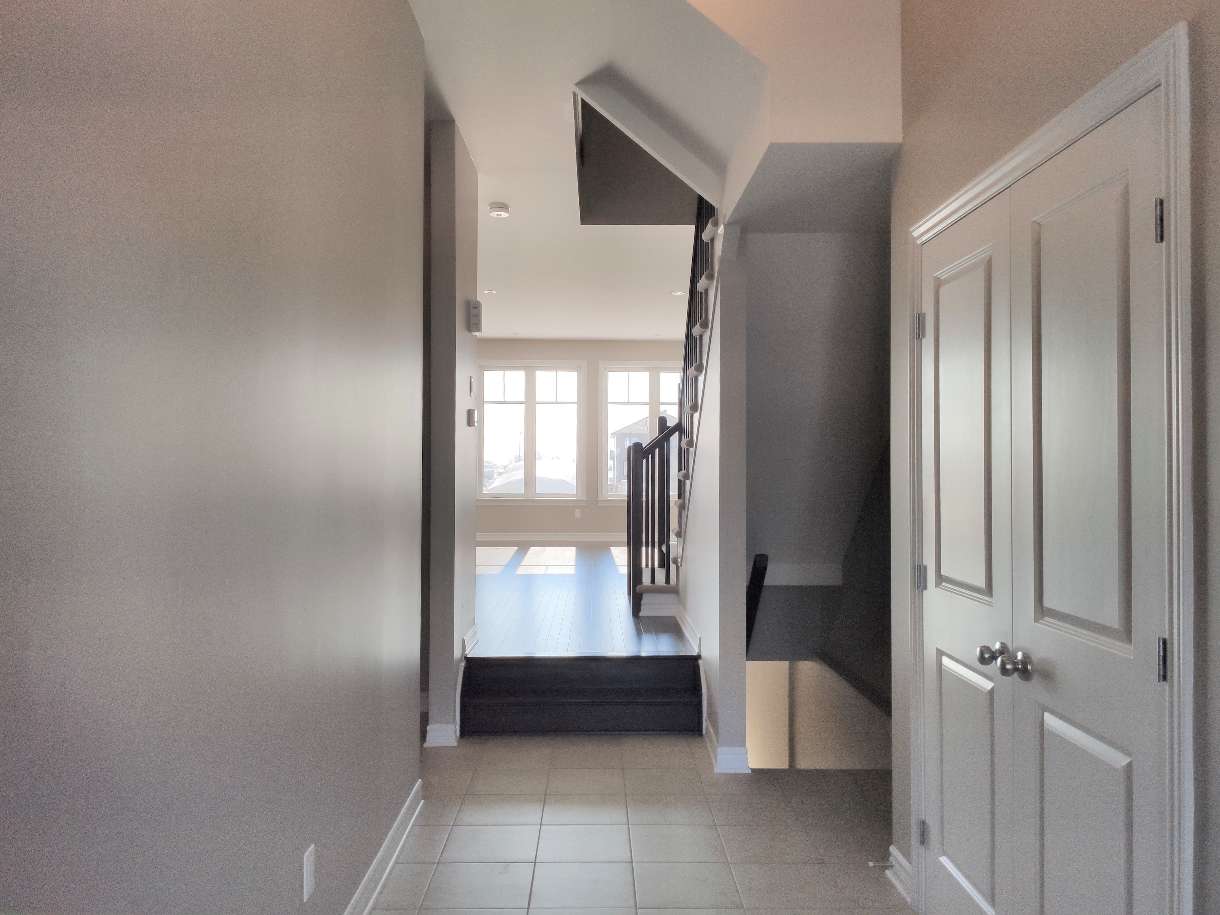 818 Clapham Terrace