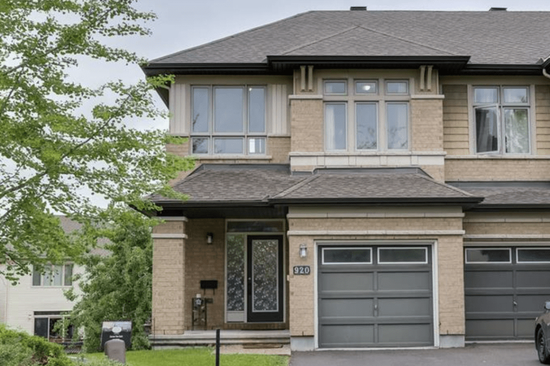 920 Fletcher Circle