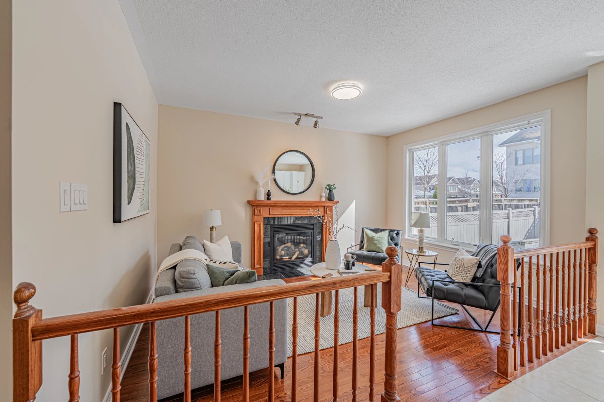 302 Laughlin Circle