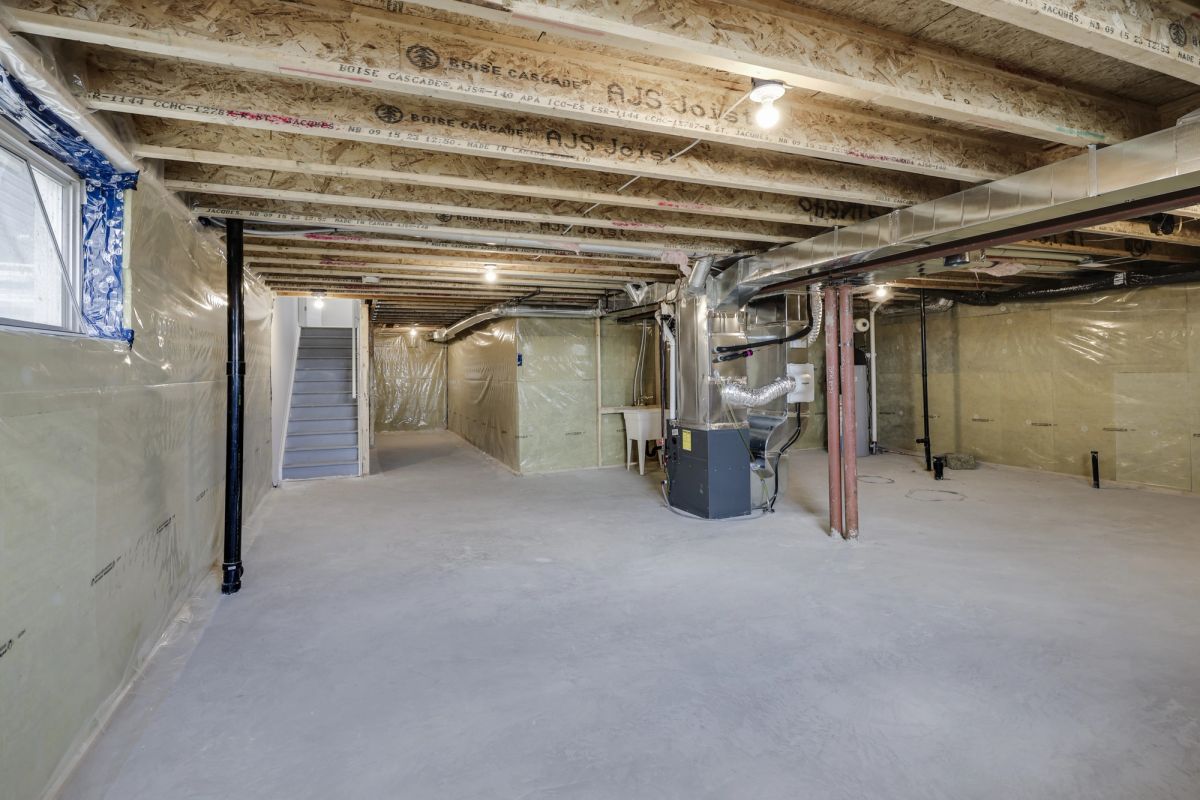 218 ELSIE MACGILL WALK