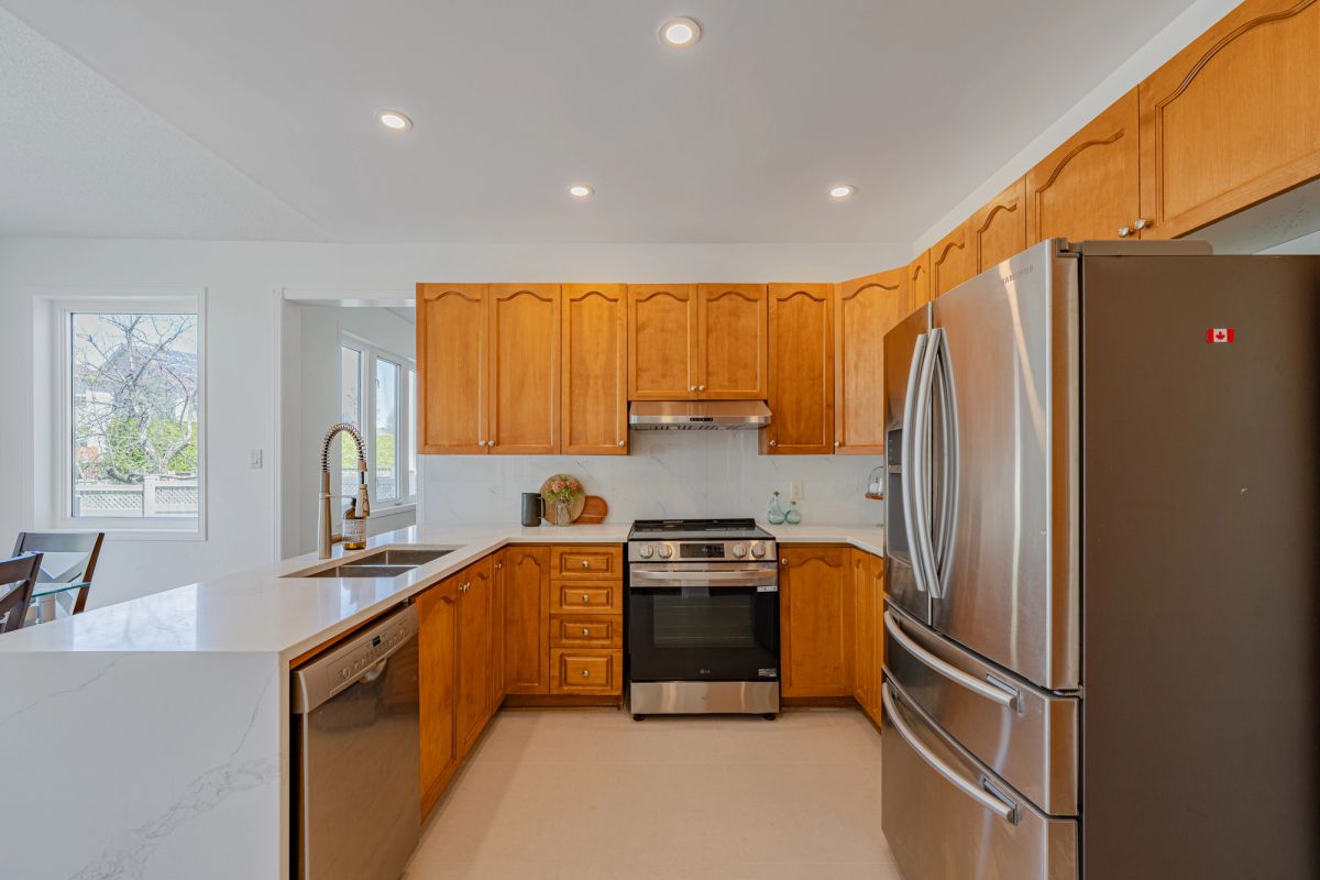 6 Cheltonia Way