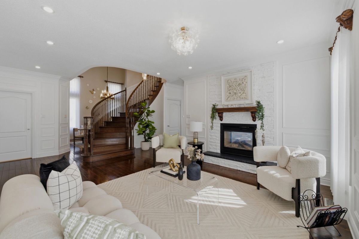 233 Marjan Crescent