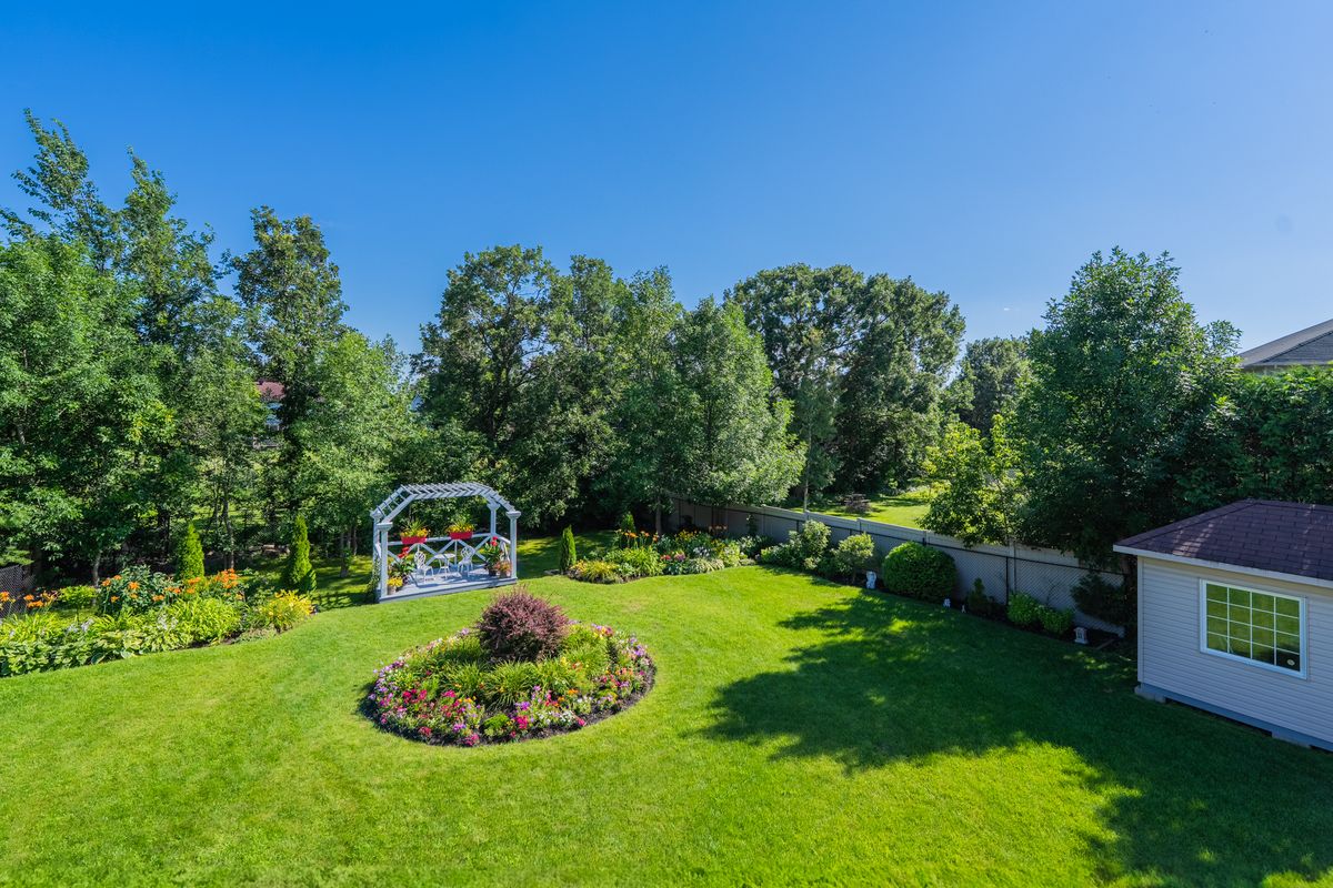 233 Marjan Crescent