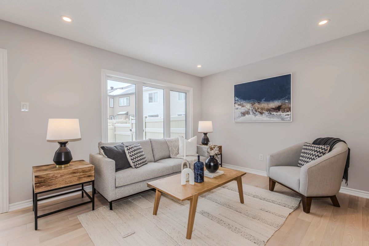 272 Brassy Minnow Crescent