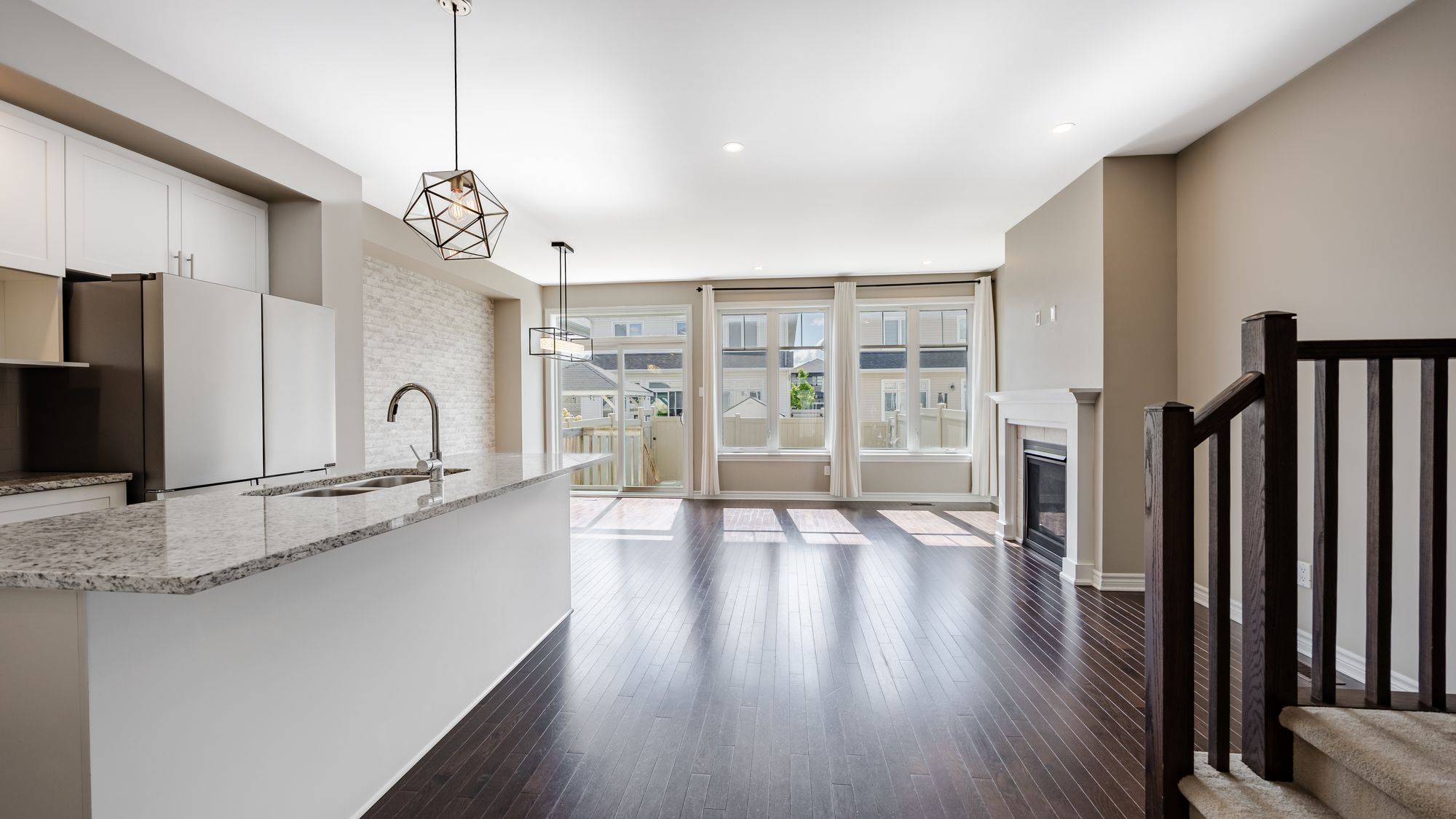 818 Clapham Terrace