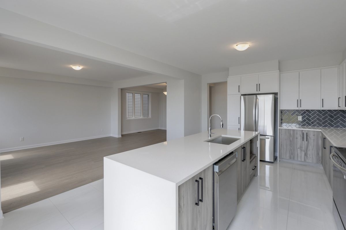 218 ELSIE MACGILL WALK